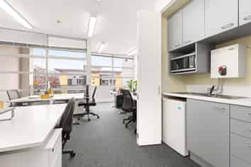Suburban Office Investment | New Lease in Place
