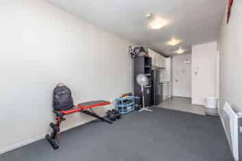 9C/15 City Road, Auckland Central