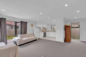 98A Holland Road, Fairfield
