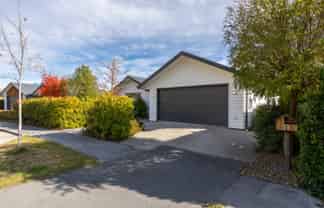 51 Risinghurst Terrace, Lower Shotover
