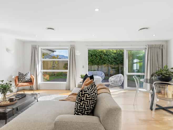51 Risinghurst Terrace, Lower Shotover