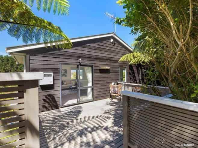 64C Balfour Street, Mornington