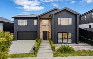 7 Halcyon Bay Lane, Orewa