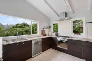 30B Collier Avenue, Karori