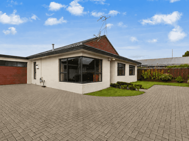 174B Bartholomew Road, Levin