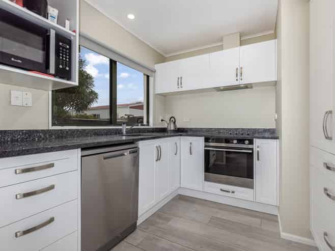 174B Bartholomew Road, Levin