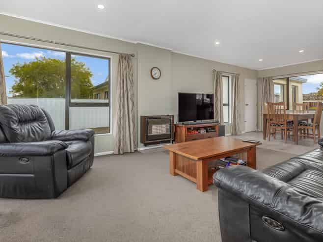 174B Bartholomew Road, Levin