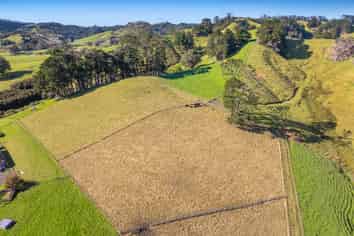1115B Ahuroa Road, Puhoi