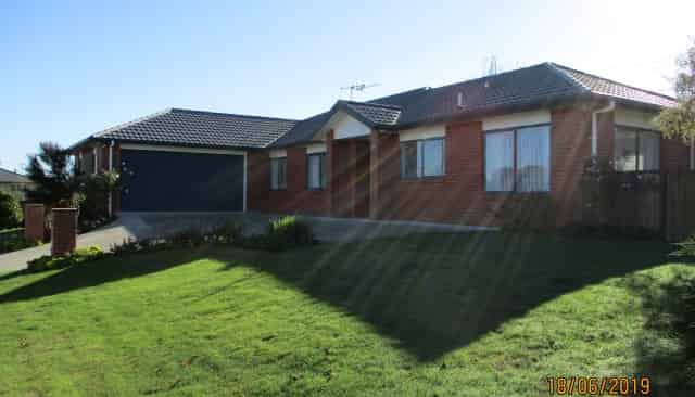 25 Nottingham Drive, Hamilton East