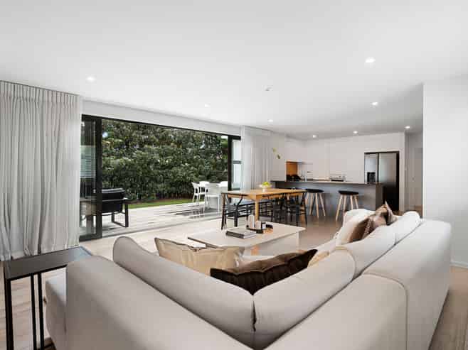 1 Moreland Road, Mount Albert