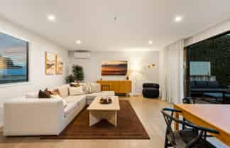 1 Moreland Road, Mount Albert