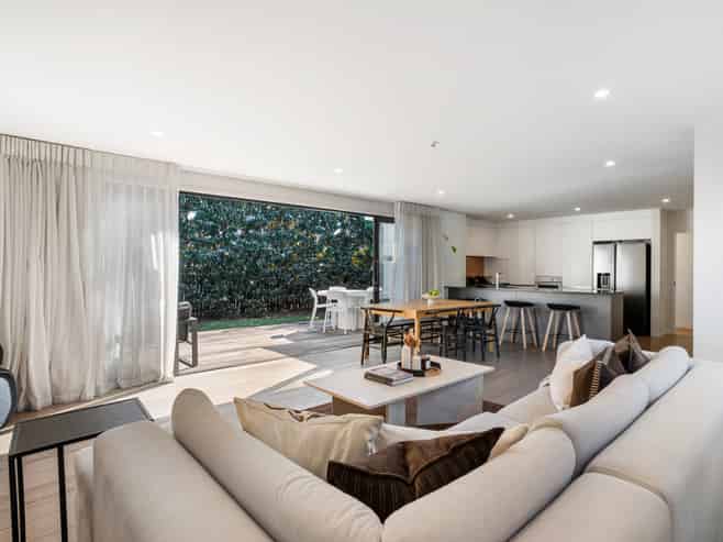 1 Moreland Road, Mount Albert