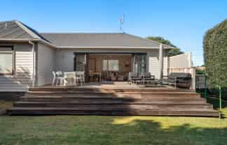 1 Moreland Road, Mount Albert