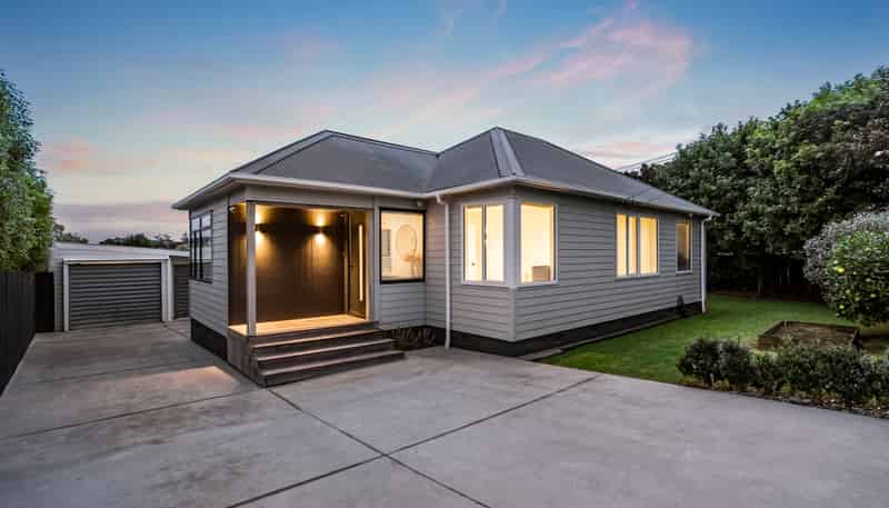 1 Moreland Road, Mount Albert