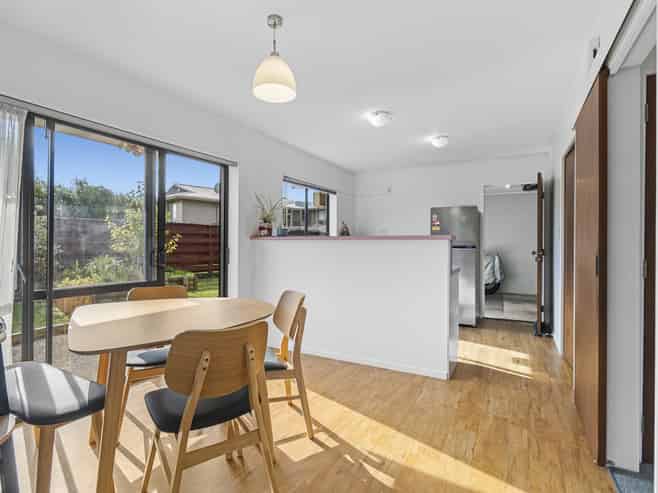 2/38 Waimea Street, Westown
