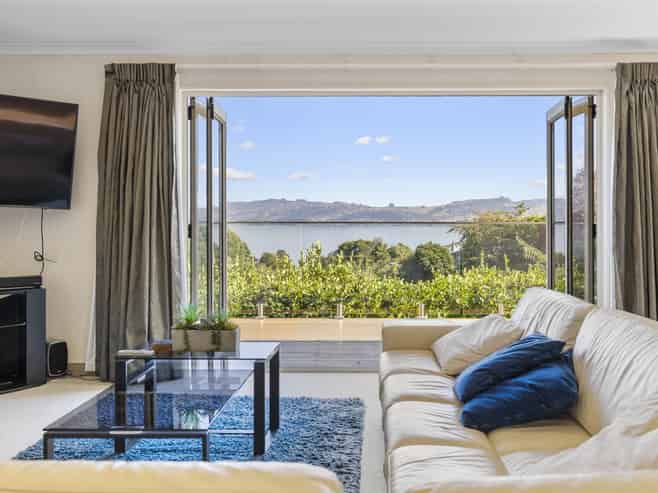 2/36 Shepherd Road, Waipahihi