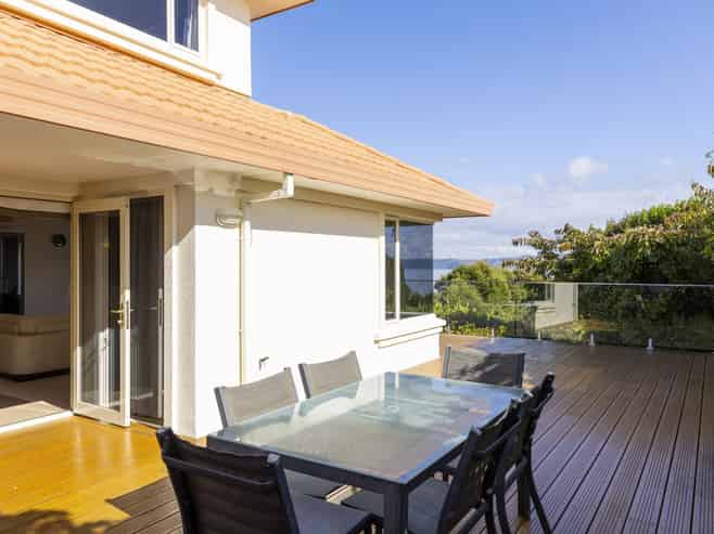 2/36 Shepherd Road, Waipahihi