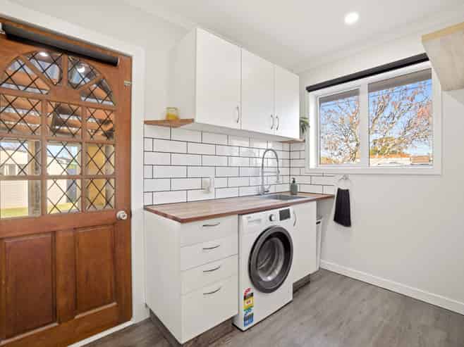 158 Gayhurst Road, Dallington