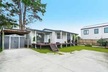 15a Gossamer  Drive, Pakuranga