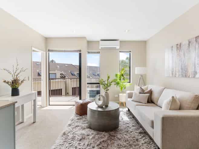 102B/525 East Coast Road, Browns Bay