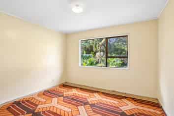 12 Sonnenberg Way, Titirangi