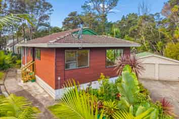 12 Sonnenberg Way, Titirangi