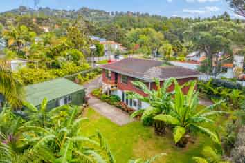 12 Sonnenberg Way, Titirangi
