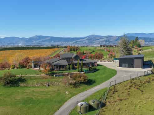 113 Malling Road, Redwood Valley