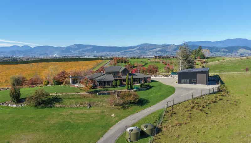 113 Malling Road, Redwood Valley