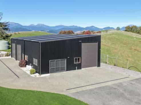 113 Malling Road, Redwood Valley