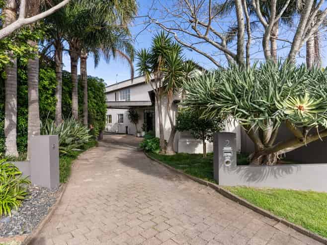 2/2 Clifton Road, Takapuna