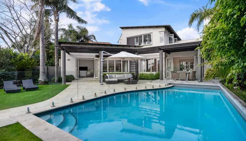 2/2 Clifton Road, Takapuna
