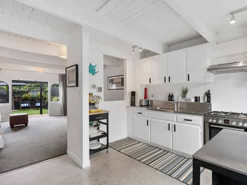 1H Richardson Road, Mount Albert