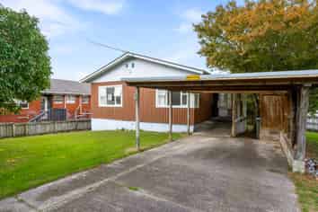 4 Boundary Road, New Windsor