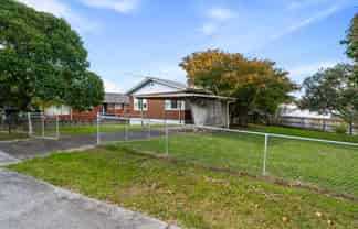 4 Boundary Road, New Windsor