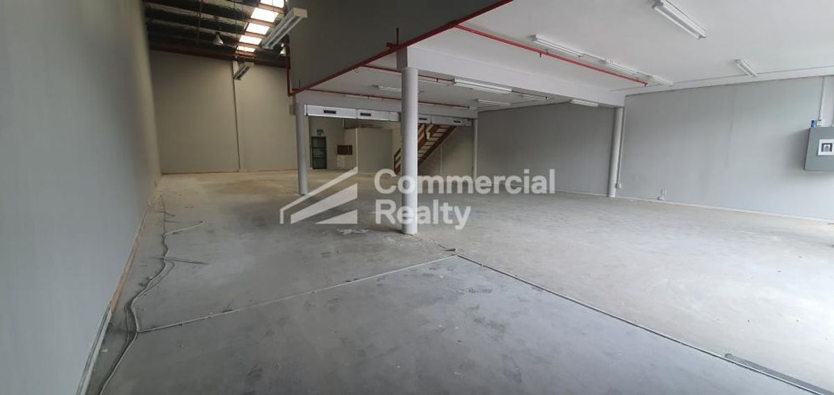 230M² Showroom On Cavendish Drive - Ansicht 3