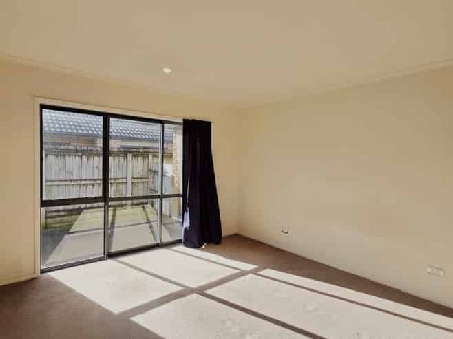 6 Fraser Colman Grove, Wainuiomata