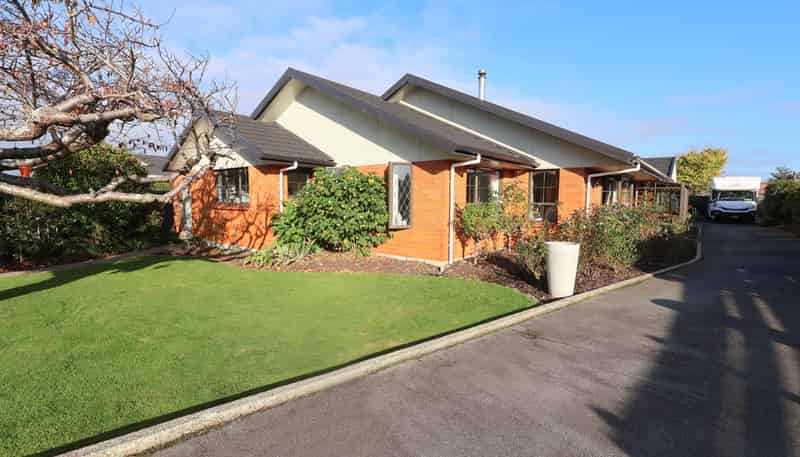 530 Queens Drive, Rosedale