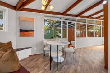 27 Colmar Road, Mellons Bay
