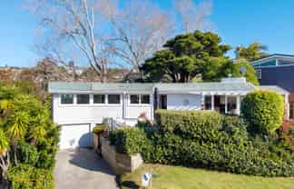 27 Colmar Road, Mellons Bay