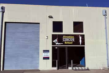Warehouse, Showroom & Office on Waltham Road