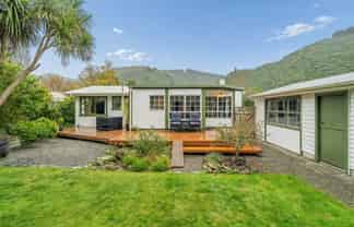 114 Akatarawa Road, Birchville