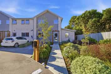 4/5 Matata Place, Dallington