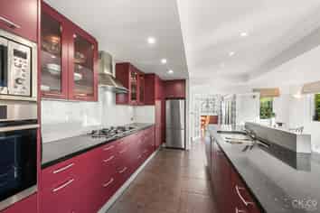 7 Anderson Grove, Epuni