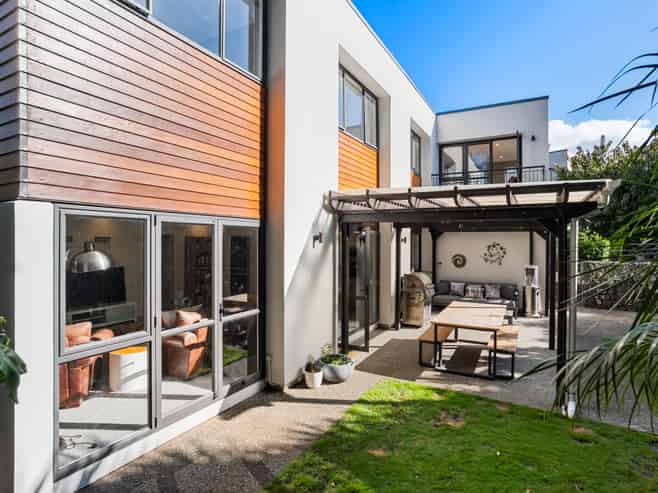 87F Landscape Road, Mount Eden