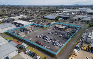 12,050m² of Sealed Yard With 320m² Warehouse