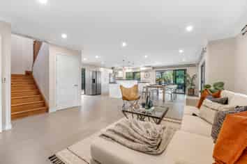 22 Tui Brae, Beachlands