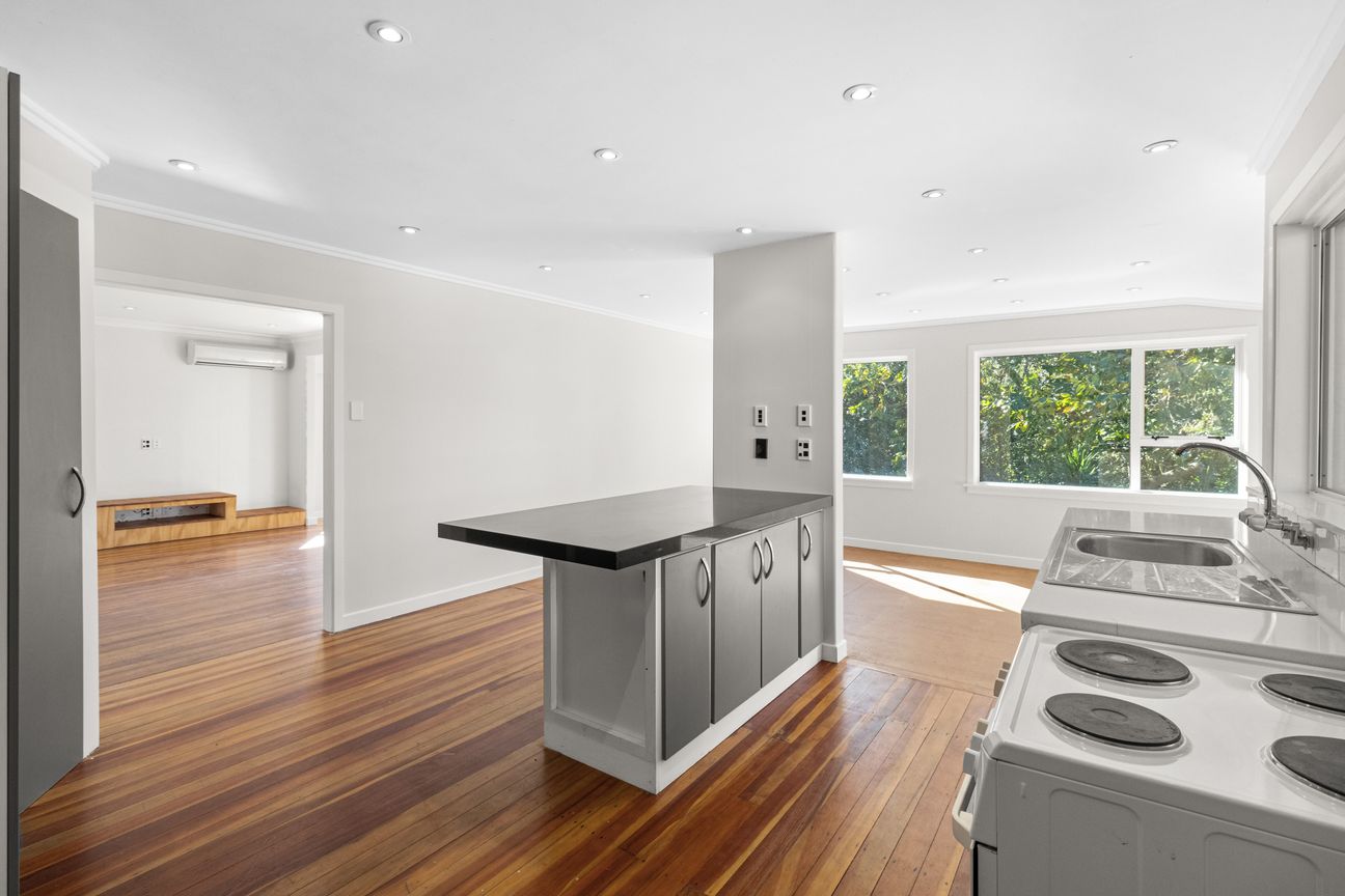 SPACIOUS FAMILY LIVING WITH FLEXIBLE LIVING OPTIONS - Aanzicht 4