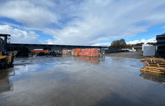 3,615m² Fenced Yard