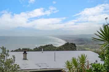 8 Berridge Road, Muriwai